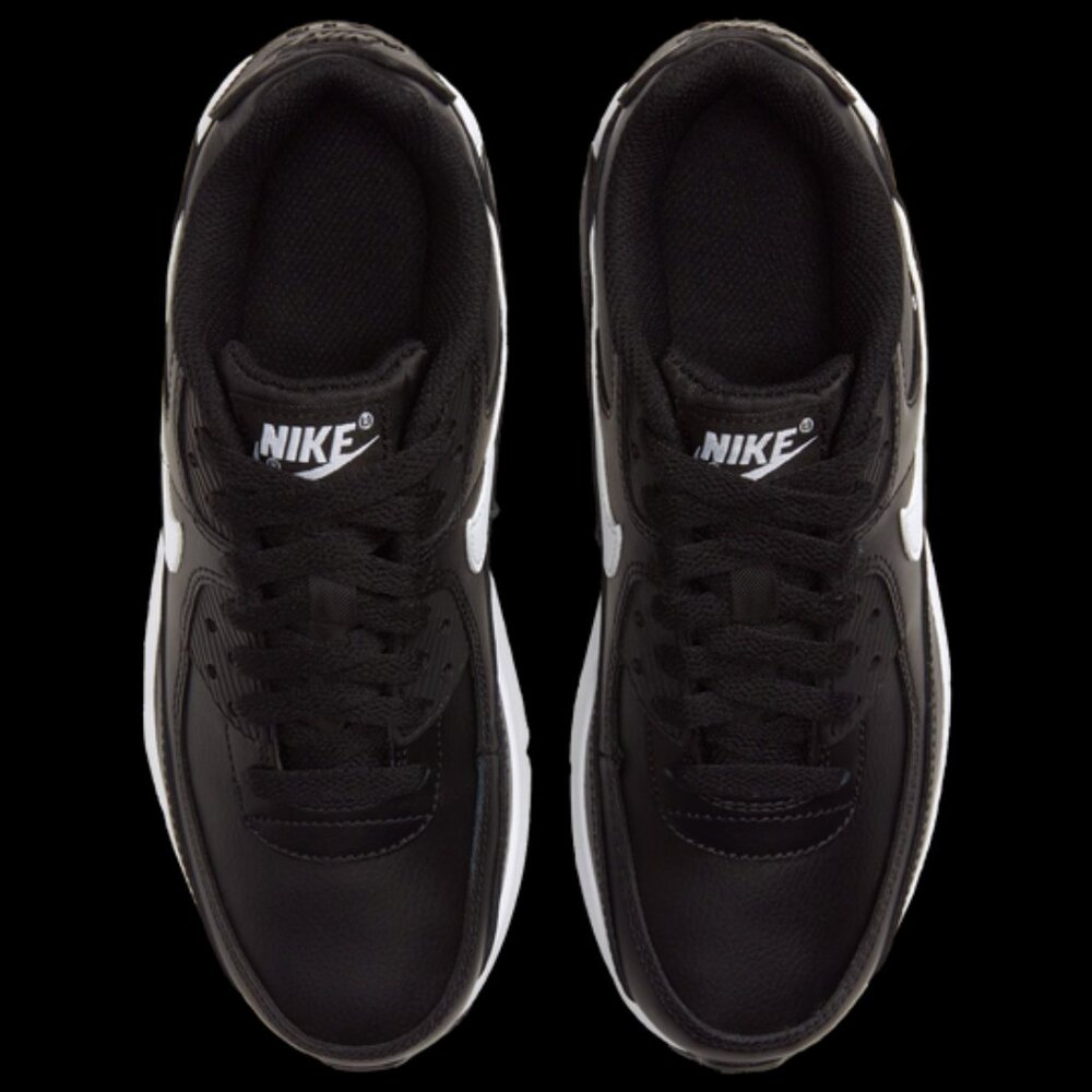 NWT Nike Kids' Grade School Air Max 90 Shoes - Picture 14 of 15